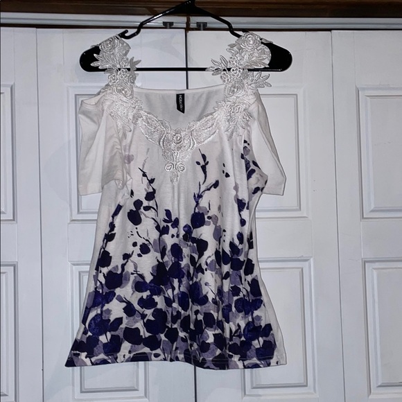 White and Purple lace embroidered Cold-Shoulder Blouse - Picture 1 of 7